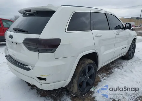 2015 Jeep Grand Cherokee Altitude z USA, uszkodzony, nr VIN 1C4RJFAG3FC650273